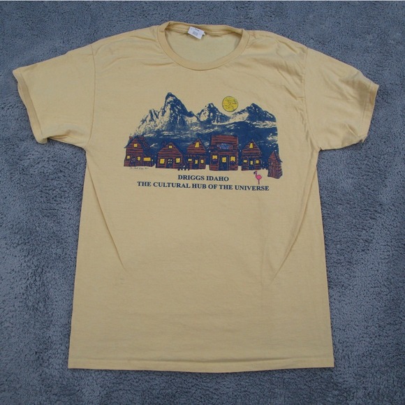Hanes Other - Hanes Driggs Idaho The Cultural Hub of the Universe Graphic Tee Yellow Mens M